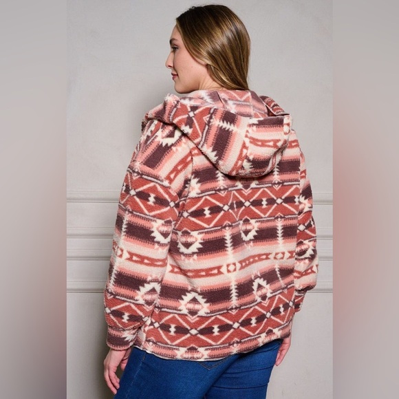 New In Womens AZTEC TRIBAL PRINT HOODED OVERSIZE FLEECE Cardigan | NEW/NWT!! - Picture 4 of 5